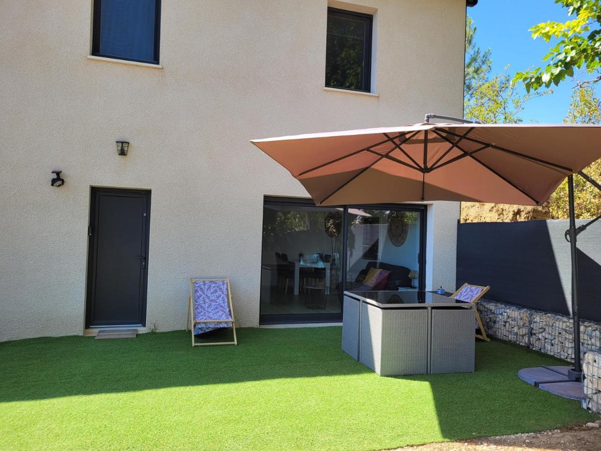 Appartement Tout Equipe En Rez-De-Jardin Entre Gard Et Ardeche Saint-Julien-de-Peyrolas エクステリア 写真