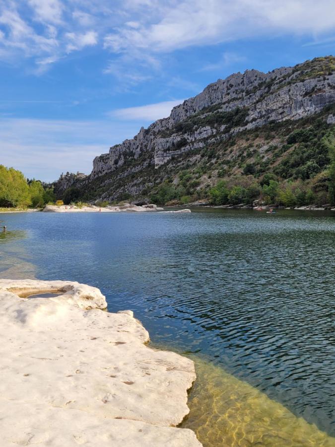 Appartement Tout Equipe En Rez-De-Jardin Entre Gard Et Ardeche Saint-Julien-de-Peyrolas エクステリア 写真